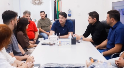 Sa&uacute;de da popula&ccedil;&atilde;o - Leo Bezerra entrega novos equipamentos a fiscais da Vigil&acirc;ncia Sanit&aacute;ria de Jo&atilde;o Pessoa