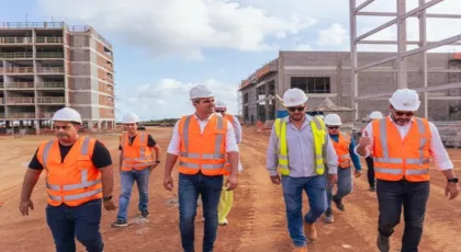 Lucas Ribeiro visita obras na região metropolitana de João Pessoa e destaca ritmo acelerado dos serviços